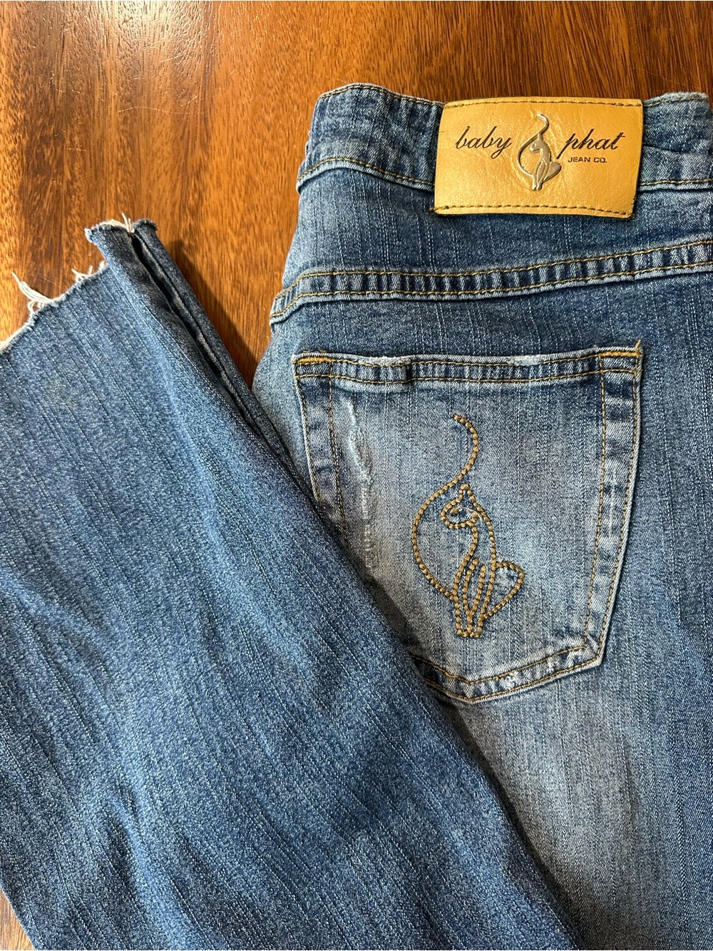 Vintage 00s Baby Phat Flare Boot Cut Jeans Embroidered Cat  Women’s Sz 8 27x28